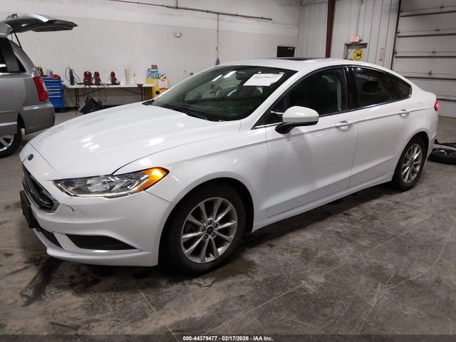 Ford FUSION SE 2017 3FA6P0H72HR171812 Image 2