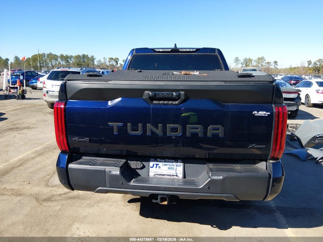 44379481 :رقم المزاد ، 5TFLA5DBXNX033928 vin ، 2022 Toyota Tundra Sr5 مزاد بيع