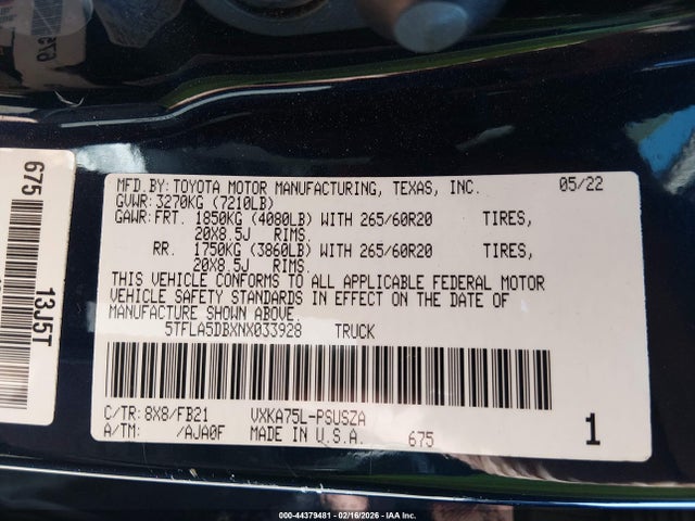 44379481 :رقم المزاد ، 5TFLA5DBXNX033928 vin ، 2022 Toyota Tundra Sr5 مزاد بيع
