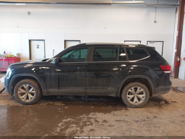2018 Volkswagen Atlas 2.0t Se მანქანა იყიდება აუქციონზე, vin: 1V2CP2CA4JC592221, აუქციონის ნომერი: 44379485
