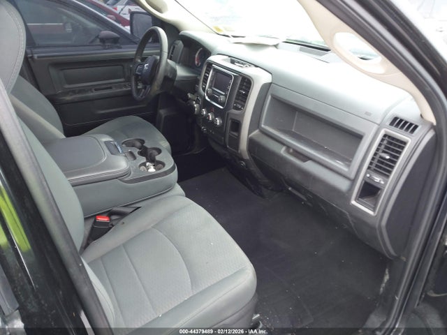 Продажа на аукционе авто 2018 Ram 1500 Express  4x4 6'4 Box, vin: 1C6RR7FT7JS163023, номер лота: 44379489