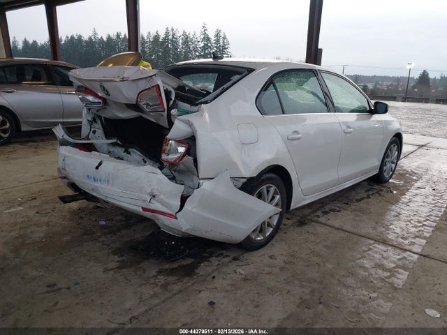 3VWD17AJ9EM384263 Volkswagen Jetta 1.8t Se