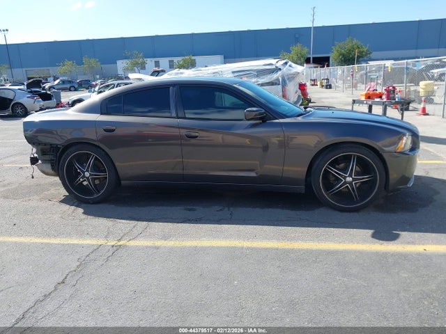 2C3CDXBGXEH243410 Dodge Charger Se