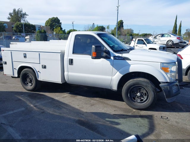 Ford F-350 Xl 2016 1FDBF3A65GEB98157 Image 13