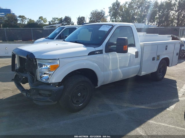 Ford F-350 Xl 2016 1FDBF3A65GEB98157 Image 2