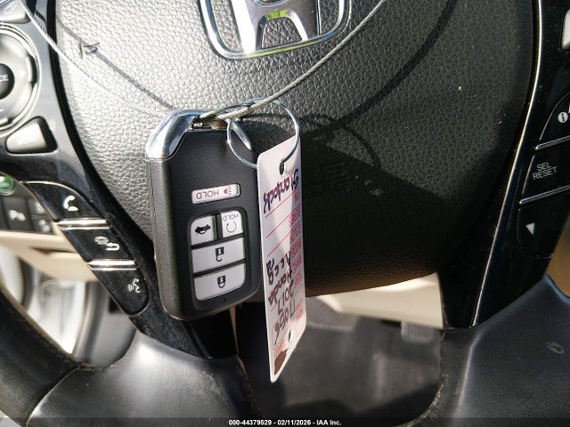 JHMCR6F75HC028296 Honda Accord Hybrid Touring