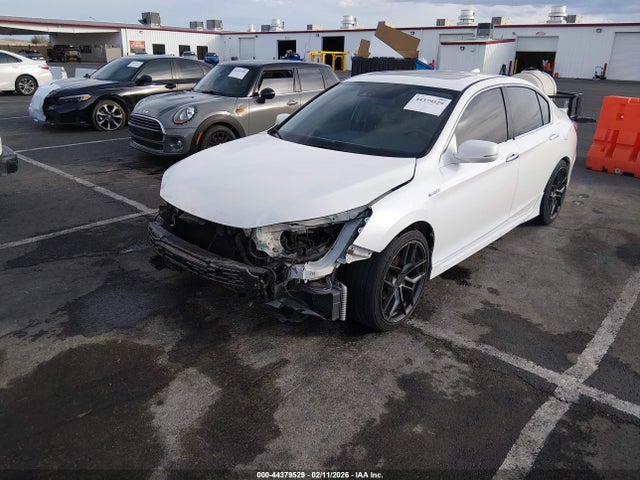 JHMCR6F75HC028296 Honda Accord Hybrid Touring