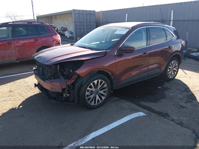 1FMCU9J92MUA77093 Ford Escape Titanium
