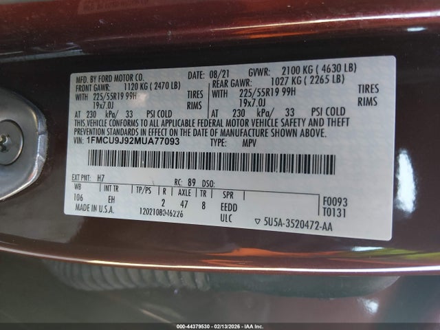 1FMCU9J92MUA77093 Ford Escape Titanium