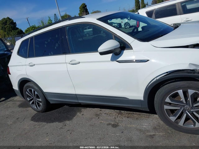 3VV1B7AX4NM028814 Volkswagen Tiguan 2.0t S