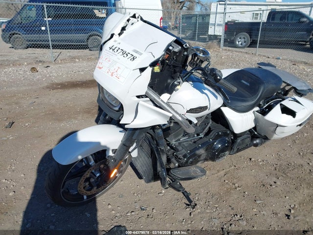 2024 HARLEY-DAVIDSON FLHX 1HD1KB711RB637701 Photo 1