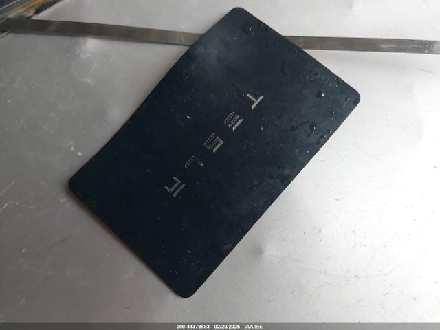 2021 TESLA MODEL Y 5YJYGDEE9MF196053 Photo 10