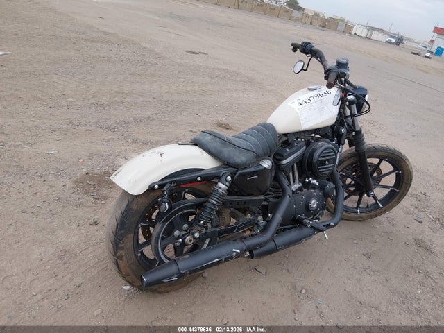 2022 HARLEY-DAVIDSON XL883 1HD4LE217NB409599 Photo 3