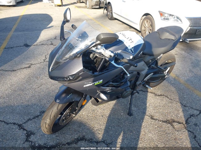 Triumph Motorcycle Daytona 660 2025 SMTL23UF4STBV0044 Image 2