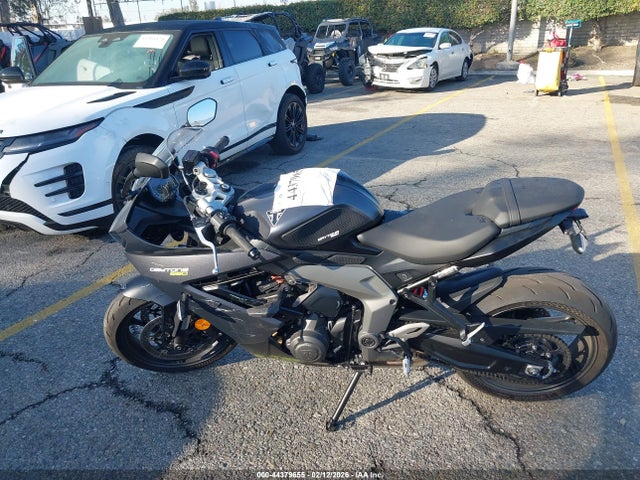 Triumph Motorcycle Daytona 660 2025 SMTL23UF4STBV0044 Image 13