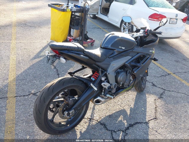 Triumph Motorcycle Daytona 660 2025 SMTL23UF4STBV0044 Image 4