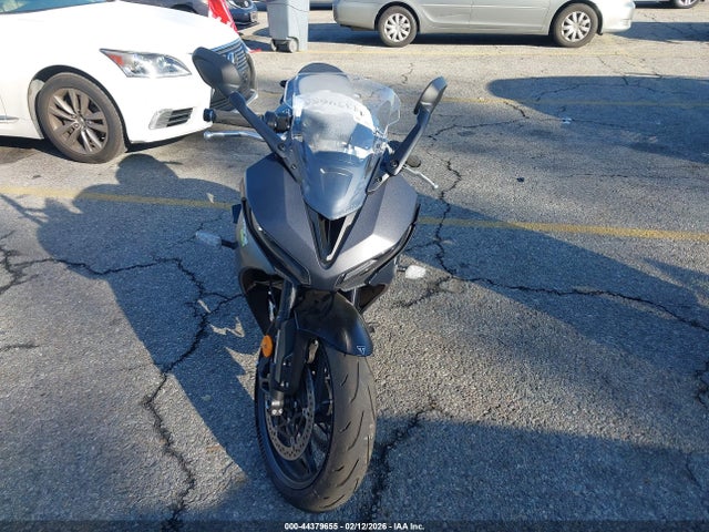 Triumph Motorcycle Daytona 660 2025 SMTL23UF4STBV0044 Image 5