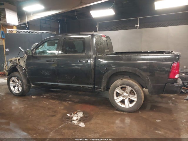 Продажа на аукционе авто 2016 Ram 1500 Sport, vin: 1C6RR7MT6GS120501, номер лота: 44379671