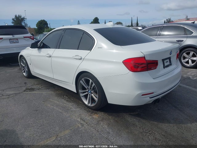 2017 BMW 330E WBA8E1C32HA159119 Photo 2
