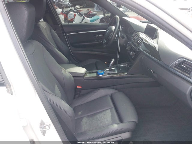 2017 BMW 330E WBA8E1C32HA159119 Photo 4