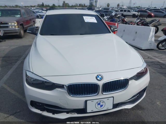 2017 BMW 330E WBA8E1C32HA159119 Photo 5