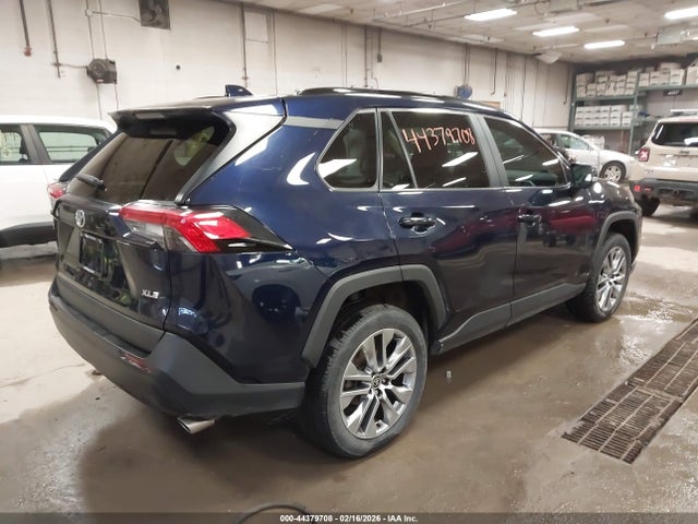 2023 TOYOTA RAV4 2T3C1RFVXPW258243 Photo 3