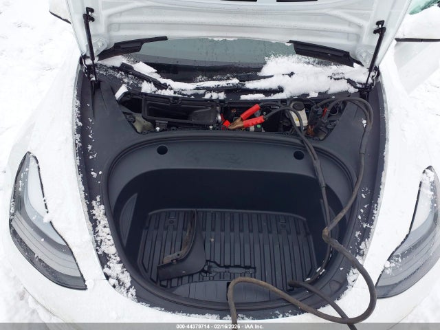 2023 TESLA MODEL 3 5YJ3E1EB1PF460018 Photo 9