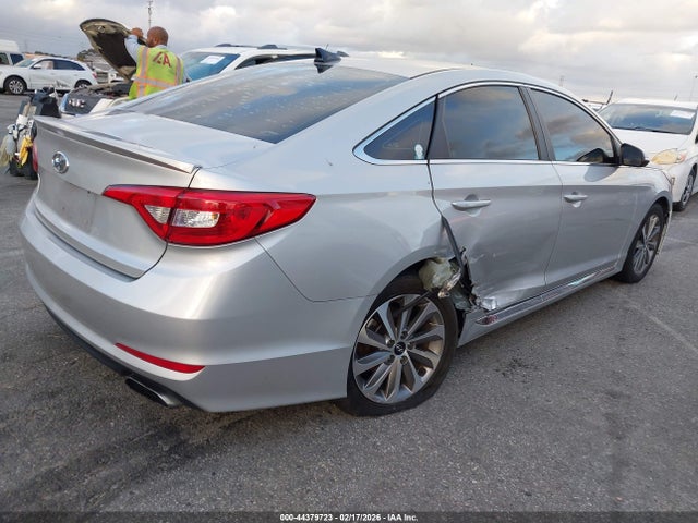 Hyundai Sonata Sport 2015 5NPE34AFXFH032196 Image 4