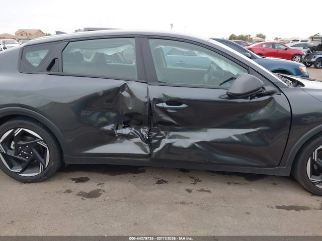44379735 :رقم المزاد ، 3KPFU4DE8SE032670 vin ، 2025 Kia K4 Ex مزاد بيع
