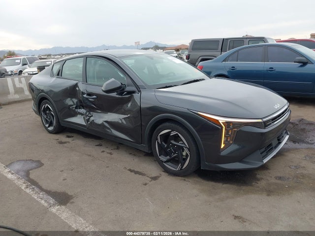 44379735 :رقم المزاد ، 3KPFU4DE8SE032670 vin ، 2025 Kia K4 Ex مزاد بيع