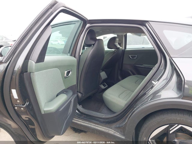 44379735 :رقم المزاد ، 3KPFU4DE8SE032670 vin ، 2025 Kia K4 Ex مزاد بيع
