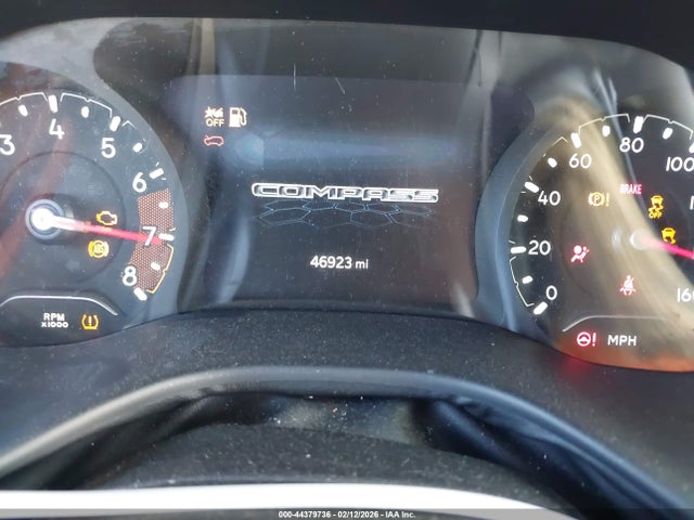 3C4NJDFN8PT518917 Jeep Compass Latitude Lux Fwd