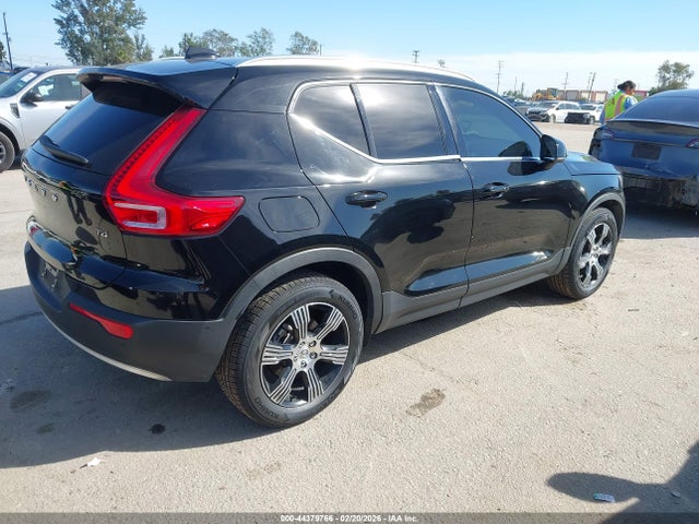 2021 VOLVO XC40 YV4AC2HL3M2591003 Photo 3