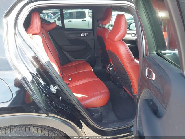 2021 VOLVO XC40 YV4AC2HL3M2591003 Photo 7