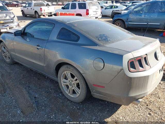 2013 FORD MUSTANG 1ZVBP8AM1D5264337 Photo 2
