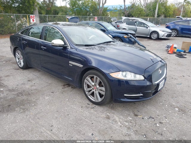 2014 JAGUAR XJ SAJWJ1CD9E8V66325 Photo 0