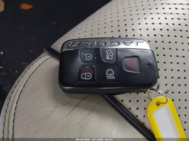 2014 JAGUAR XJ SAJWJ1CD9E8V66325 Photo 10