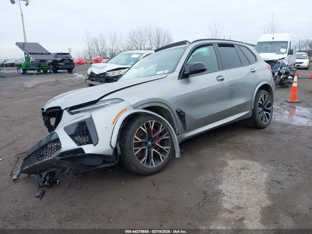 2022 BMW X5 M 5YMJU0C06N9L57309 Photo 1