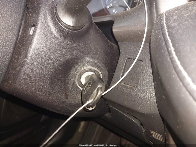 Toyota Rav4 Xle 2017 JTMWFREV8HD093937 Image 11