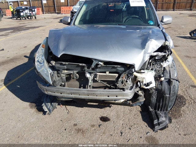 Продаж на аукціоні авто 2010 Subaru Outback 2.5i Limited, vin: 4S4BRCKC8A3347904, номер лоту: 44379890