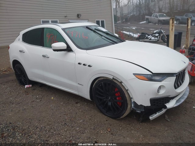 2019 MASERATI LEVANTE ZN661YUL6KX319793