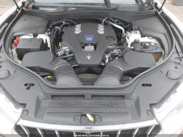 2019 MASERATI LEVANTE ZN661YUL6KX319793 Photo 9