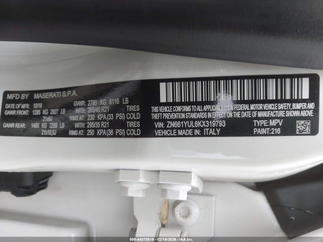 2019 MASERATI LEVANTE ZN661YUL6KX319793 Photo 8
