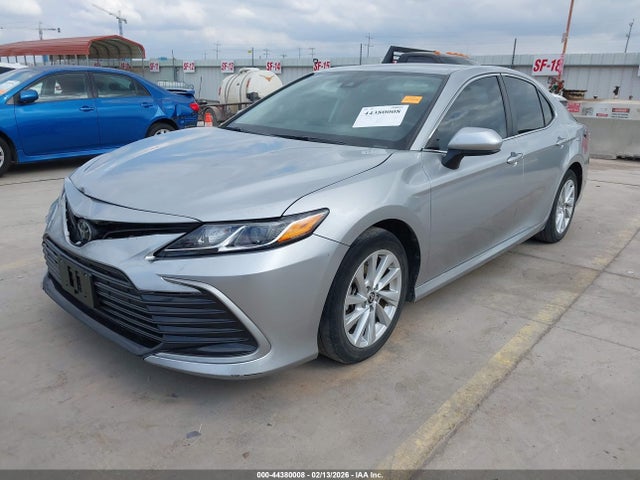 4T1C11AK8MU541209 Toyota CAMRY LE