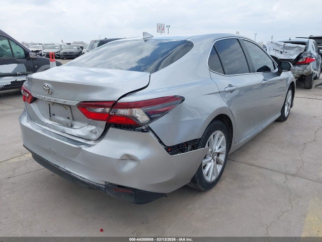 4T1C11AK8MU541209 Toyota CAMRY LE