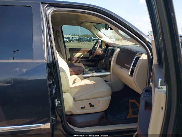 2018 RAM 1500 1C6RR6NTXJS101160 Photo 4