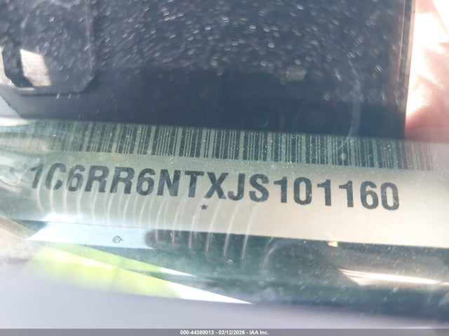 2018 RAM 1500 1C6RR6NTXJS101160 Photo 8