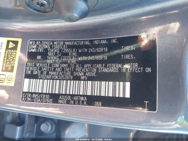 5TDZARFH9KS053978 Toyota Highlander Le