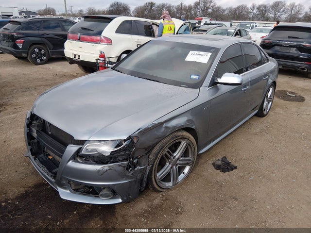 2011 AUDI S4 WAUKGAFL2BA064613 Photo 1