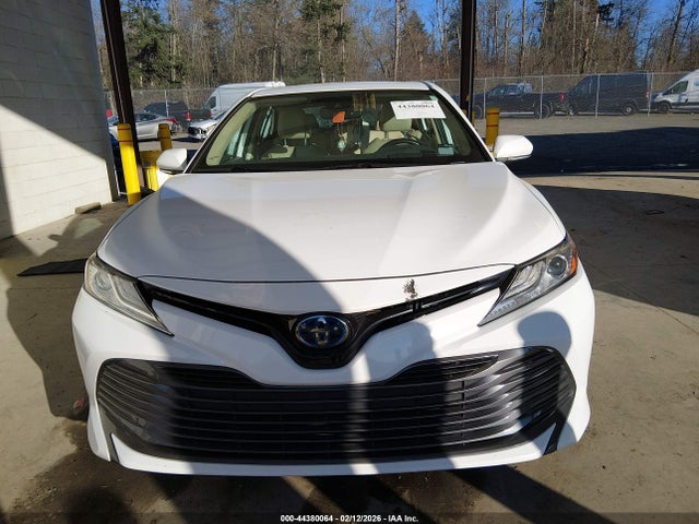 4T1B21HK5KU517977 Toyota Camry Hybrid Xle
